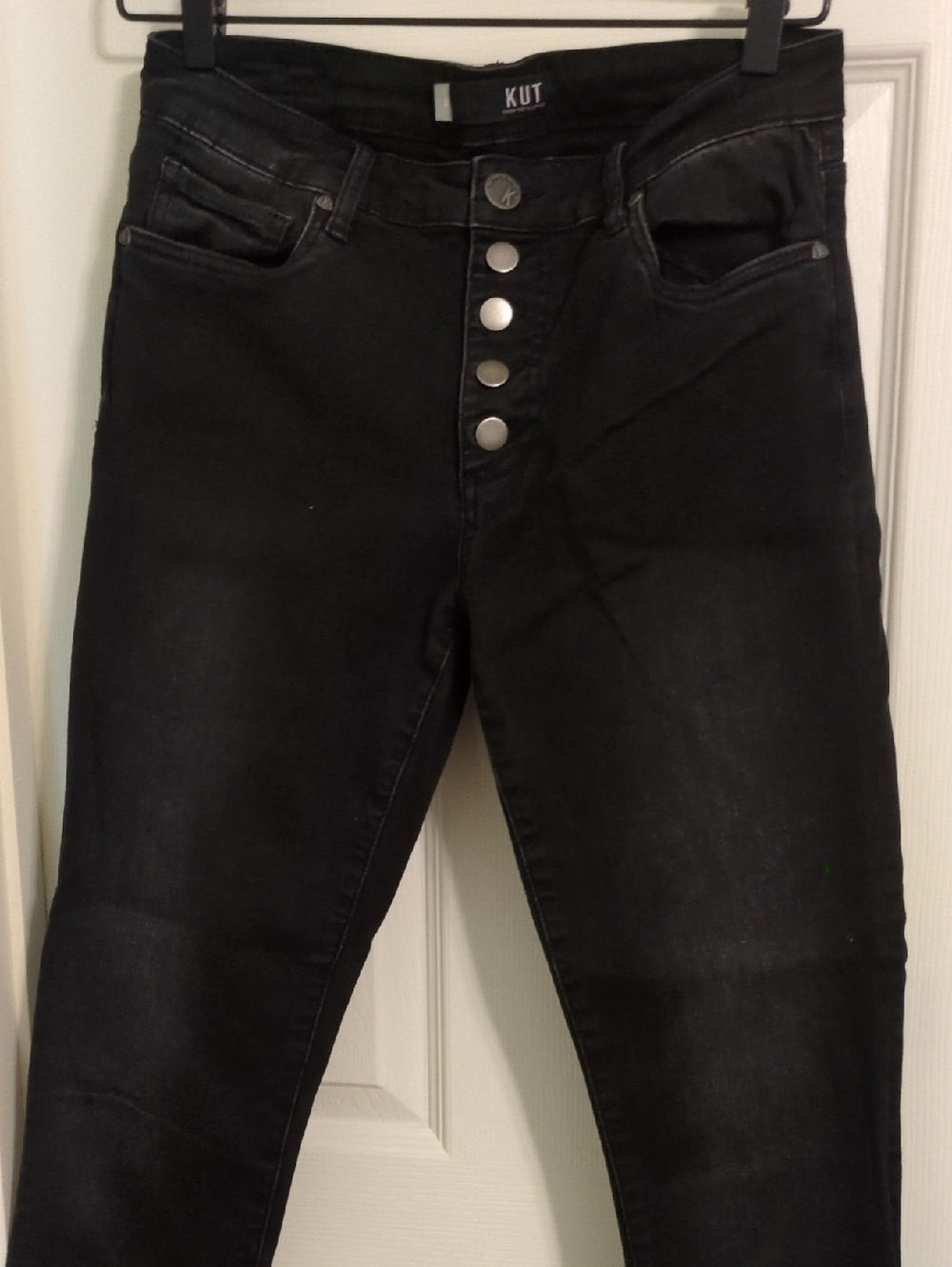 Kut from the Kloth Black Skinny Jeans with Button Fly
